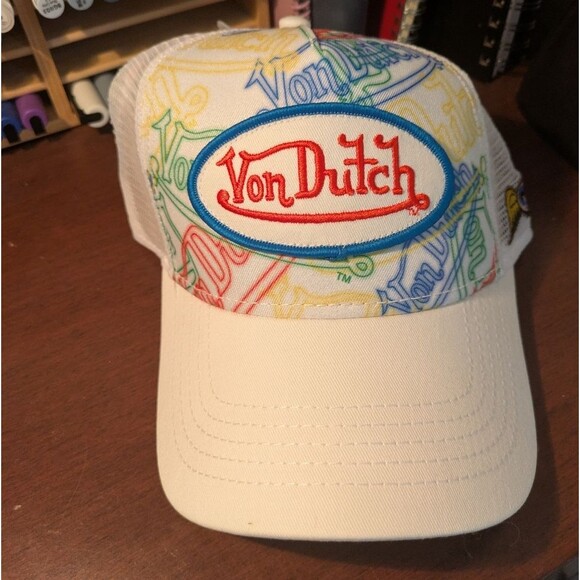 NWT Von Dutch White Trucker hat - Picture 2 of 7